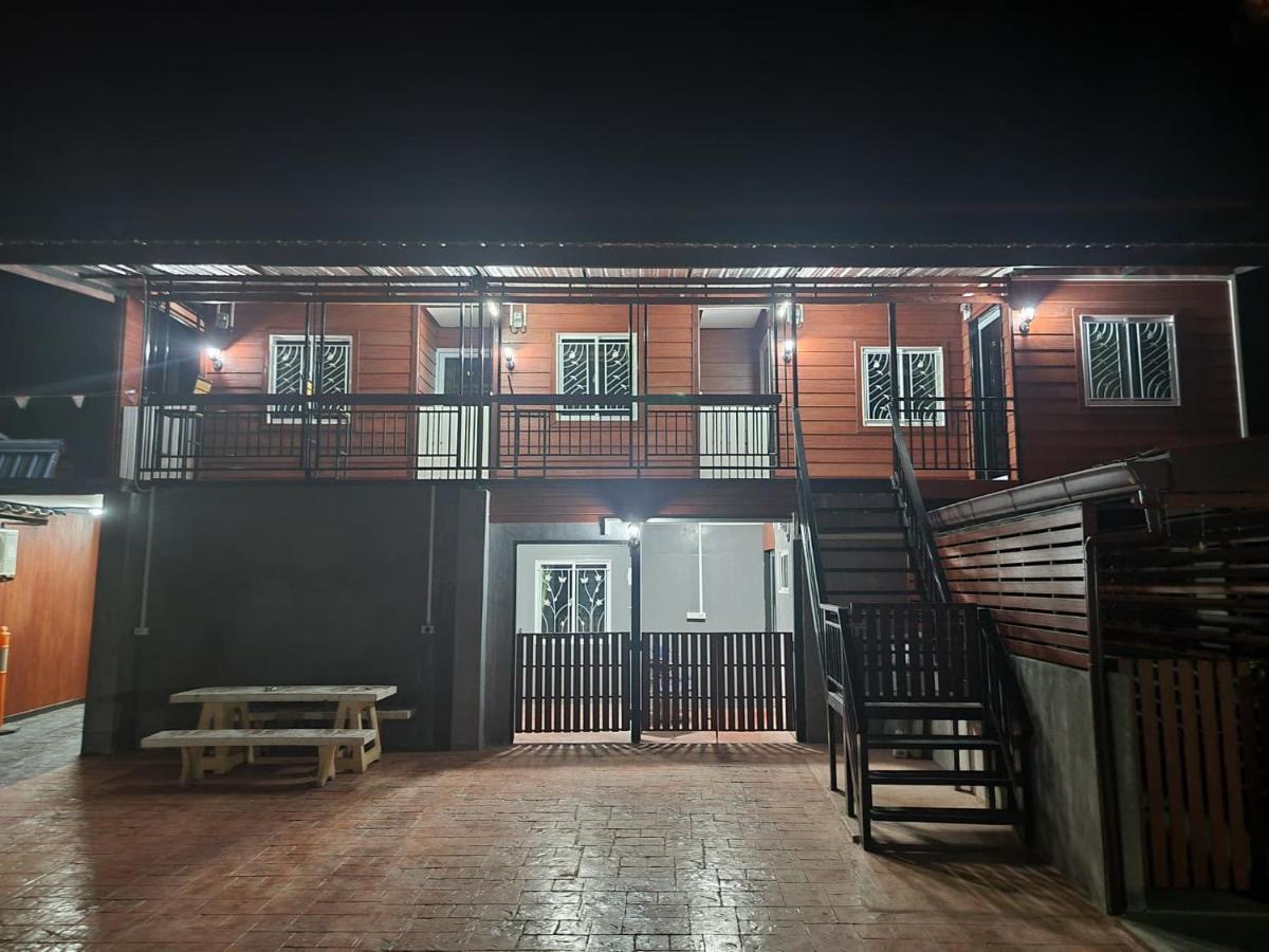 Baan Sabaijai Resort That Phanom Zewnętrze zdjęcie