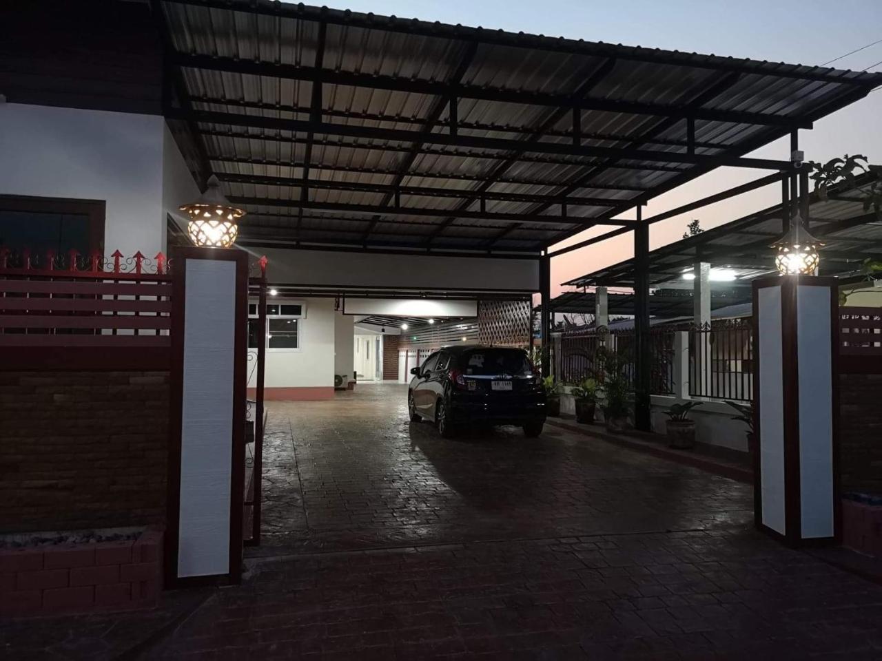 Baan Sabaijai Resort That Phanom Zewnętrze zdjęcie